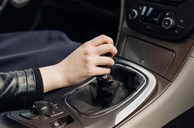 Korrekt nedlukningssekvens for automatisk gearkasse