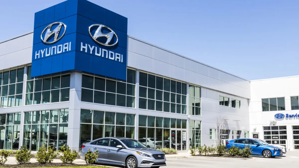 Hyundai Motors sælger fabrikken i St. Petersborg og forlader det russiske mar...