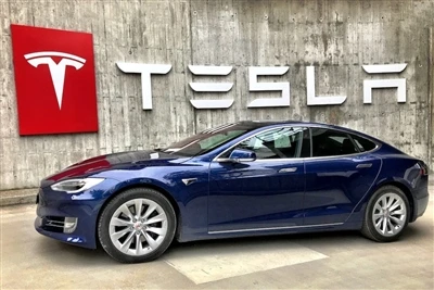 Tesla opnår et betydeligt gennembrud inden for integreret trykstøbningsteknol...