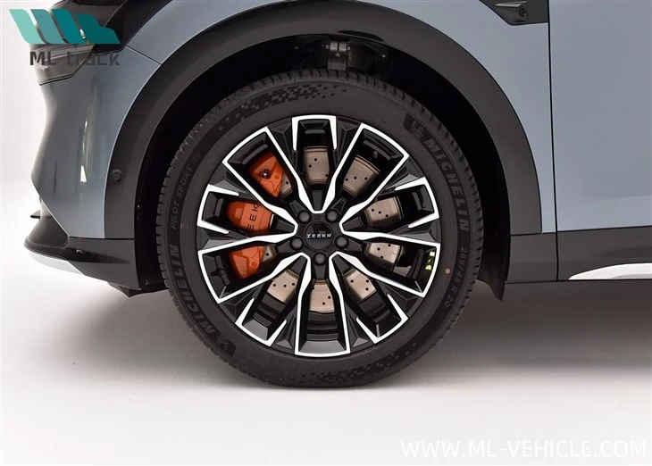 2025 Zeekr 7X EV SUV